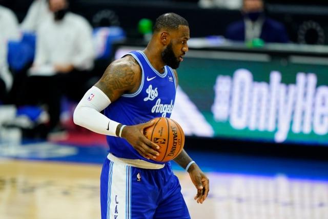 西甲-维尼修斯戴帽贝林厄姆破门 皇马4-0胜